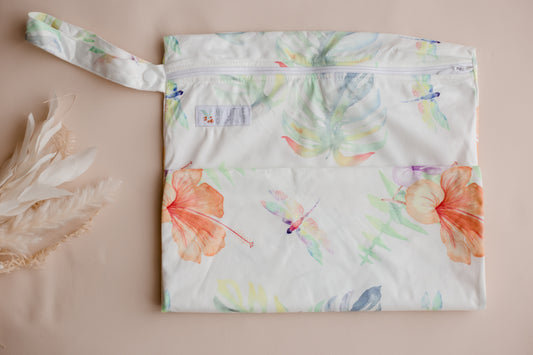 Large Wet Bag. Nappy bag. cloth nappies by my little gumnut. cloth nappies australia. reusable nappies. eco friendly nappy.