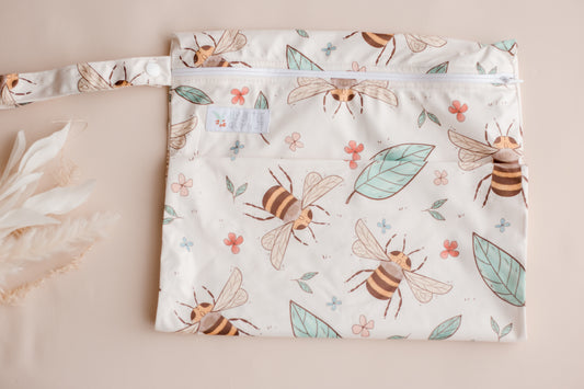 large wet bag. nappy bag. double gusset cloth nappies by my little gumnut. reusable nappy australia. cloth nappies australia. eco friendly nappies. bee nappy.