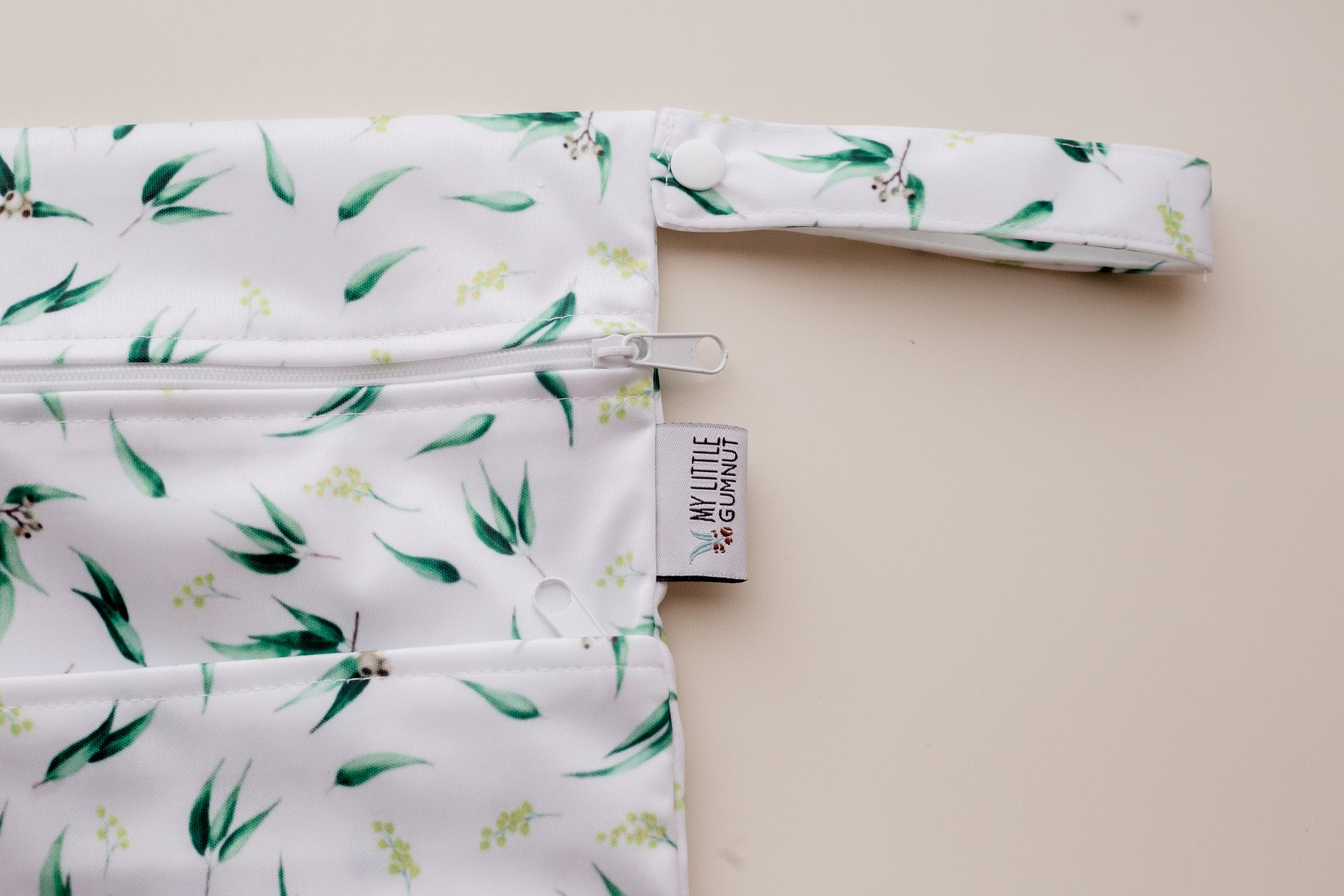 double pocket wet bag by my little gumnut. cloth nappies australia. reusable nappies. australiana design nappies