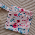 Load image into Gallery viewer, Reusable Wet Bag by My Little Gumnut. Floral wet bag for Menstrual pads and reusable breast pads
