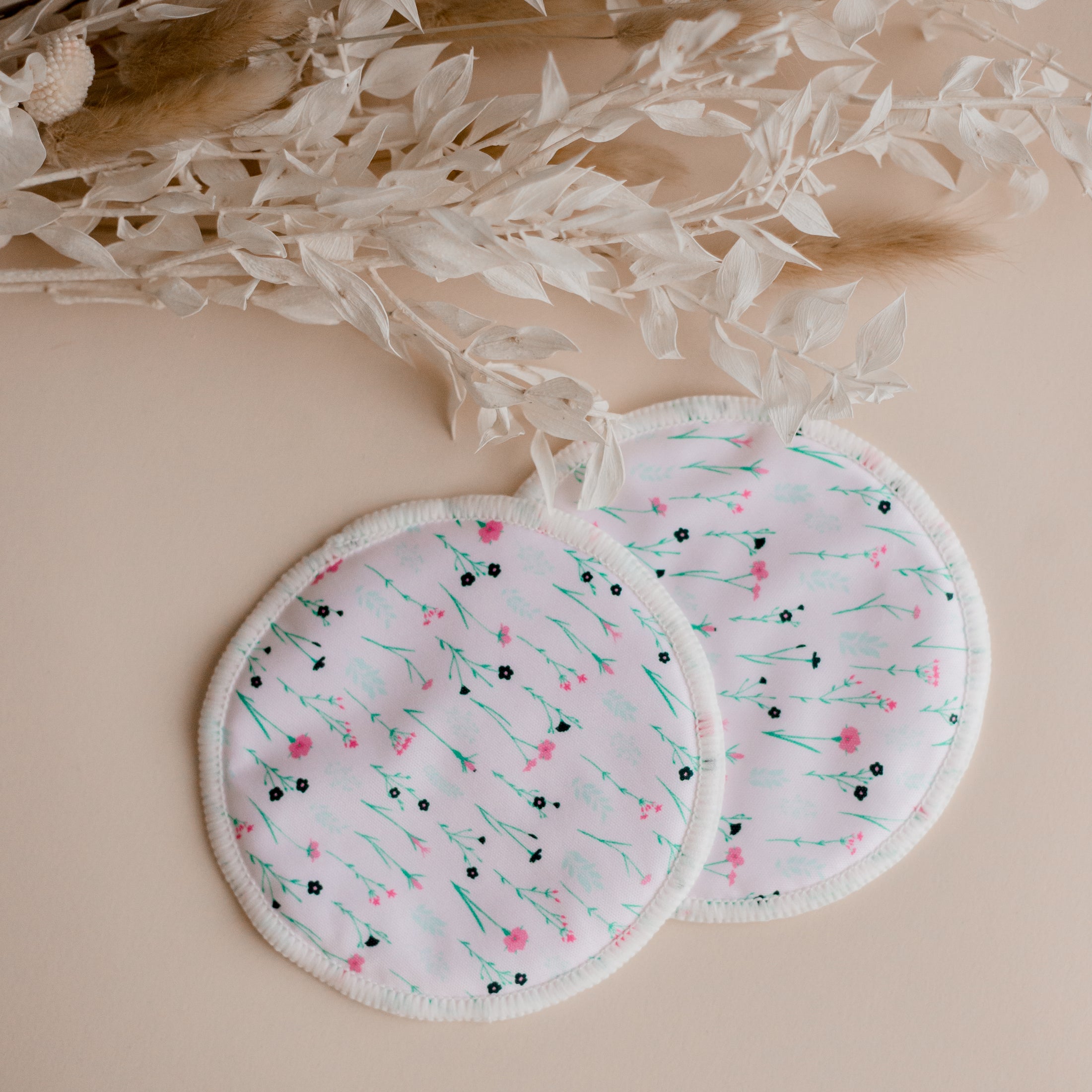 breast pads by my little gumnut. floral breast pads. nursing pads. Australia. 