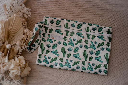 my little gumnut wet bag. Cloth nappy australia. My little gumnut cloth nappies. cactus wet bag. cactus nappy.