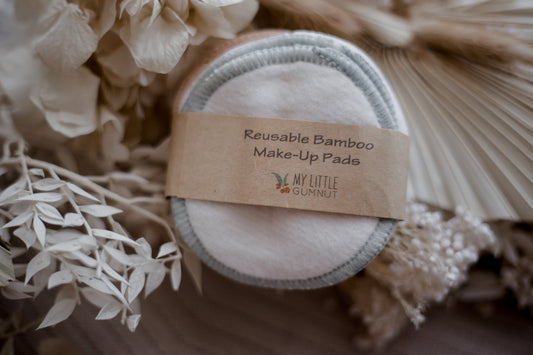 bamboo make up wipes. reusbale face wipes. bamboo face wipes. reusable make up cloths. 
